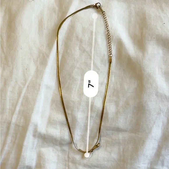 Louise Carter Gold Bow Necklace - Picture 3 of 3